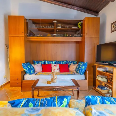 Brorent Casa Degli Iris Ferienhaus Golfo Aranci